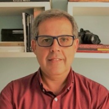 Prof. Roberto