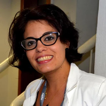 Prof. Camila Augusta