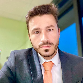 Prof. Lucas